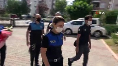  Tıp merkezinde boğulmaktan kurtarılan kadın kahramanıyla buluştu...'Ölümden sen kurtardın beni'