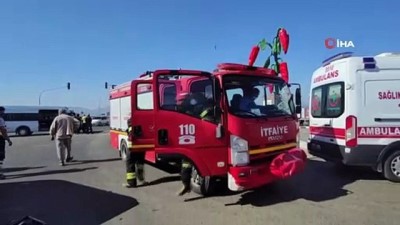  11 kişinin yaralandığı feci kaza kamerada