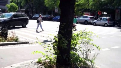 bisiklet yolu -  - İtalya’da Covid-19’a karşı 'elektrikli scooter' devrimi Videosu