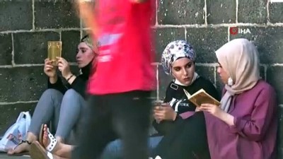 erivan -  Öğrenciler YKS öncesi Hz. Süleyman Camisi'ni doldurdu Videosu