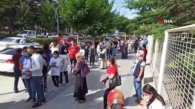  Korona virüs tedbirleri altında YKS maratonu başladı