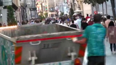 Vatandaşlar Taksim'e akın etti
