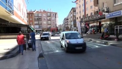 kamusal alan -  - Çankırı'da maskesiz sokağa çıkmak yasaklandı
- Maskesiz sokağa çıkan yandı Videosu