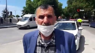  Namaz kılarken telefonunu kaptırdı