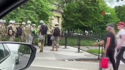 polis siddeti -  - Washington'da Ulusal Muhafızlar sokaklara konuşlandırıldı
- Beyaz Saray çevresinde güvenlik önlemleri arttırılıyor Videosu