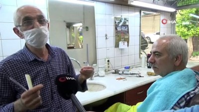  Yarım asırlık berber müşterilerine kavuştu