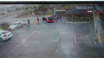 jandarma operasyonu -  Akaryakıt istasyonunda zorla aracın bagajına sokup böyle darp ettiler Videosu