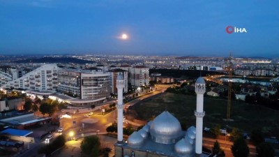 cilek hasadi -  'Çilek Ay Tutulması' kartpostallık manzara oluşturdu Videosu