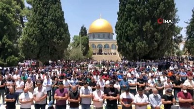 pazar gunu -  - Mescid-i Aksa'da ilk cuma namazı kılındı Videosu