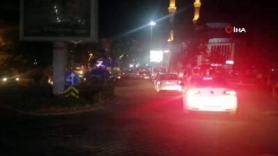  Pütürge depreminde Malatya’da halk sokağa çıktı