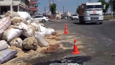  Saman yüklü kamyonun devrilme anı kamerada