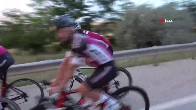Milli sporcular, 680 kilometrelik yolu bisikletle gidiyor