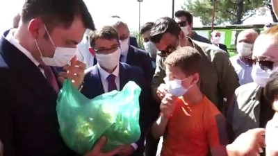 kalici konutlar - Çevre ve Şehircilik Bakanı Kurum, Manisa'da bir dizi ziyarette bulundu (1) Videosu