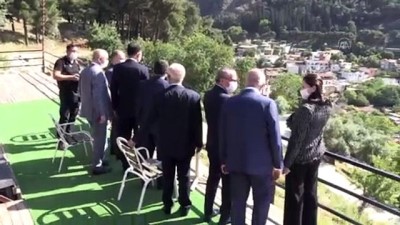 kalici konutlar - Çevre ve Şehircilik Bakanı Kurum, Manisa'da bir dizi ziyarette bulundu (2) Videosu