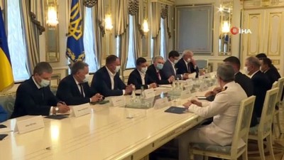 lens -  - Bakan Akar, Ukrayna Devlet Başkanı Zelenskiy ile görüştü Videosu