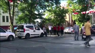  Şile’de pes dedirten görüntü: sosyal mesafeyi hiçe sayarak omuz omuza halay çektiler