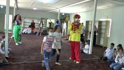losemi hastasi - Avustralyalı Müslümanlardan Suriyeli yetim çocuklara bayramlık ve oyuncak hediyesi - HATAY Videosu