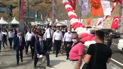 Bakan Karaismailoğlu, Beğendik Köprüsü'nde incelemelerde bulundu - SİİRT