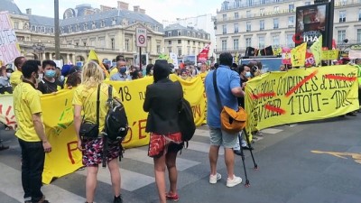 anayasa -  - Fransa'da evsizler ve kiracılar lojman sorununu protesto etti Videosu