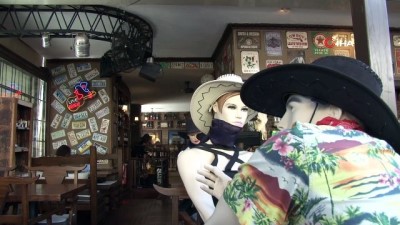 mankenler -  Korona virüse karşı kovboy kostümlü cansız mankenli önlem Videosu