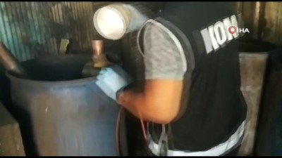 kacak icki -  Adana'da bin 600 litre kaçak içki ele geçirildi Videosu