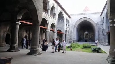 tarihi saat kulesi - Erzurum'daki tarihi mekanlarda 'normalleşme' yoğunluğu Videosu