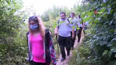 kizik -   Uludağ’da tabiat yürüyüşü Videosu