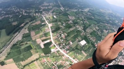 parasutcu - Yamaç paraşütçüleri şenlikte buluştu - DÜZCE Videosu