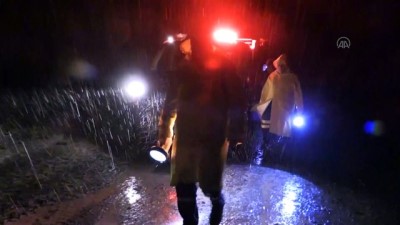 dere yatagi - Ağrı'da selde kaybolan çocuğun cansız bedenine ulaşıldı Videosu