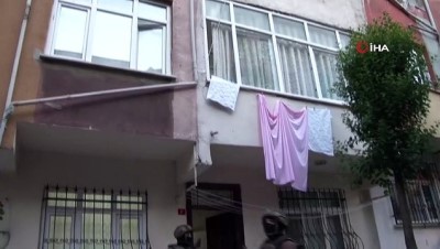 safak vakti -  İstanbul Emniyeti’nden zehir tacirlerine şafak operasyonu: 75 gözaltı Videosu