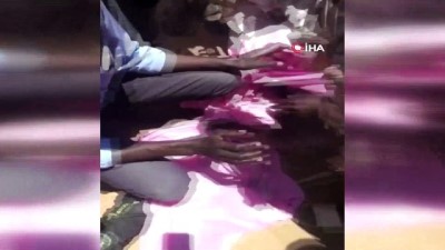 silahli saldiri -  - Darfur’da protesto sırasında silahlı saldırı Videosu