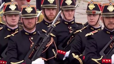 helikopter -  - Fransa'da Ulusal Bayram korona salgını gölgesinde kutlanıyor Videosu