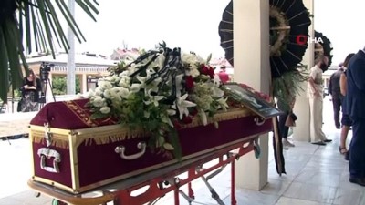 edebiyat -  Adalet Ağaoğlu son yolculuğuna uğurlandı Videosu