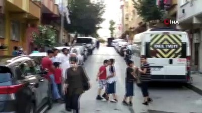 kamera -  Gaziosmanpaşa'da inşaat çalışması sırasında bir binanın duvarı çöktü Videosu