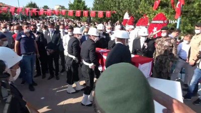 yildizli -  Sivaslı şehit son yolculuğuna uğurlandı Videosu