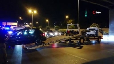  Bayrampaşa'da bir otomobil sürücüsü motosikletliye çarpıp kaçtı