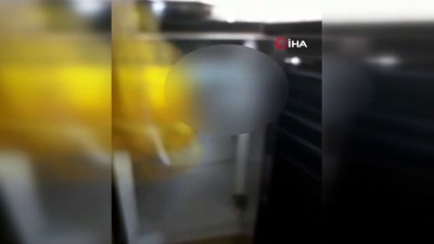 gizli bolme -  Çorum polisinden şafak operasyonu...Mutfağın gizli bölmesinde böyle yakalandılar Videosu