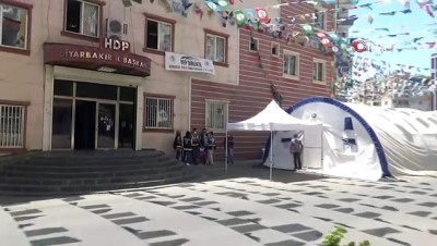 milletvekilligi -  HDP önündeki ailelerin evlat nöbeti 320'nci gününde Videosu