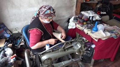  Ayakkabı tamircisi 'Zeynep usta'ya İstanbul'dan bile ayakkabı geliyor