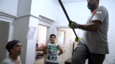 leman -  'Evinin hanımı ol' diyenleri dinlemedi, tesisatçı oldu Videosu