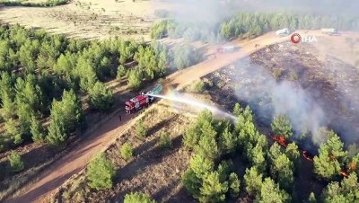 kamera -  Orman yangınına müdahale çalışmaları kamerada Videosu