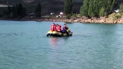 kurtarma ekibi - Gölete giren kişi kayboldu - ERZİNCAN Videosu
