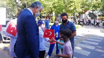 kamu gorevlileri -  Kocaeli'de sağlık çalışanları farkındalık için sokakta maske dağıttı Videosu