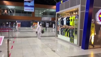 guvenlik kontrolu - Sabiha Gökçen Havalimanı'nda Kovid-19 tedbirleri - İSTANBUL Videosu