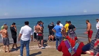deniz polisi - Sinop'ta denize giren 2 kişi boğulma tehlikesi geçirdi Videosu