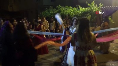 oyun havasi -  Sokak ortasında sosyal mesafesiz ve maskesiz düğün Videosu