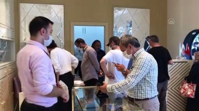 Ayasofya için basılan özel paralara yoğun ilgi - İSTANBUL