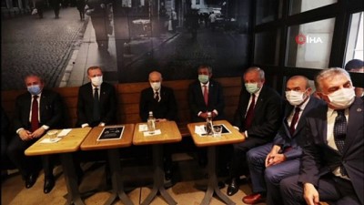 - Erdoğan ve Bahçeli Fatih'te bir kafede çay içti