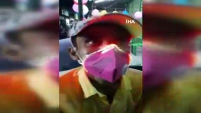  - Hindistan’da korona virüse dikkat çekmek için led ışıklı maske