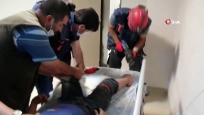  Kars’ta ot toplayan çocuğun bacağına dirgen saplandı